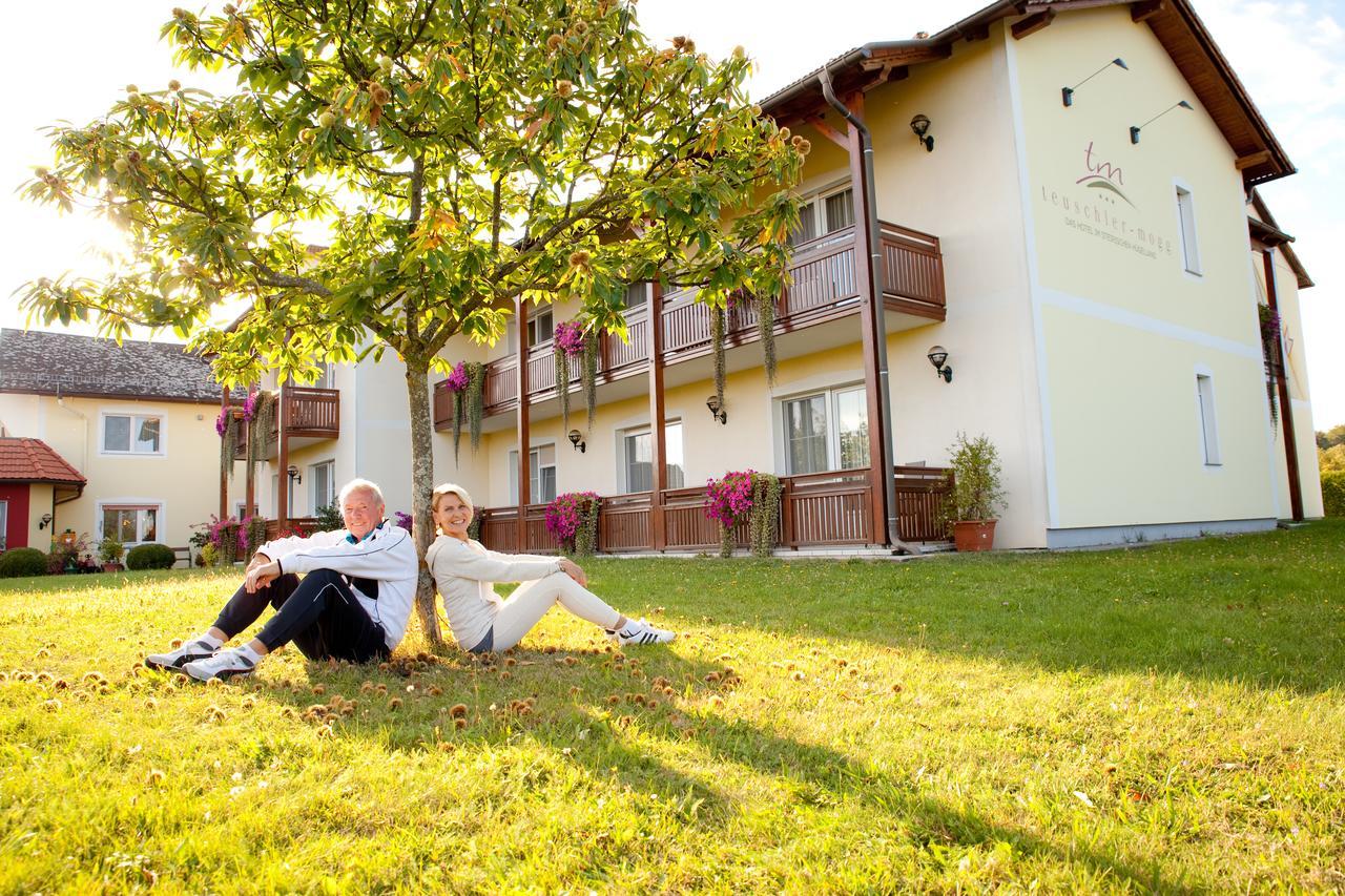 Hotel-Restaurant Teuschler-Mogg Bad Waltersdorf Inklusiv Genusscard Exterior photo